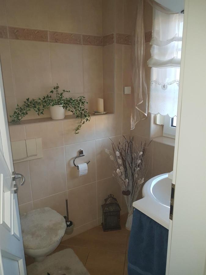 Gaestezimmer Im Bewohnten Efh Mit Pool Und Garten Ziltendorf Екстериор снимка